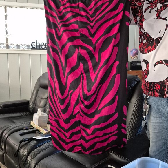 Plus size clothes - Picture 1 of 10